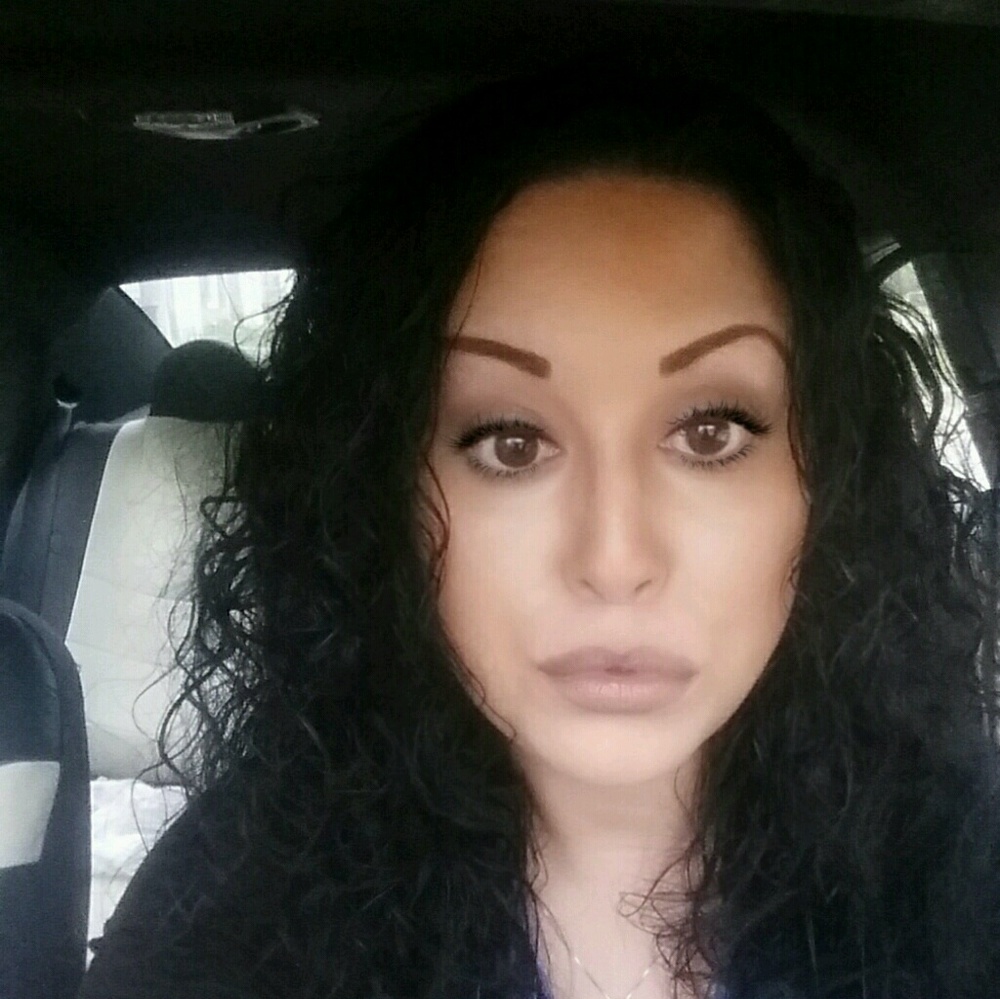 Meet your Posher, Brandi